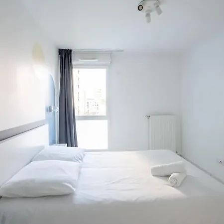 Beautiful 2 Bedroom 40 Min From Paris 公寓