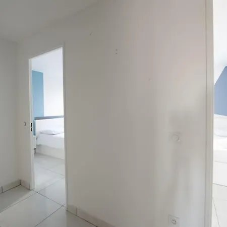 Beautiful 2 Bedroom 40 Min From Paris