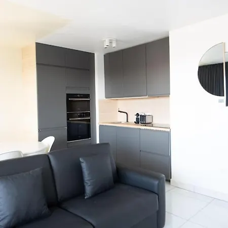 Beautiful 2 Bedroom 40 Min From Paris 公寓 *